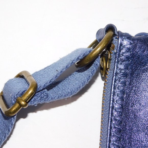 The Sak LUCIA Metallic Blue Leather Crossbody Bag Purse - Picture 5 of 9